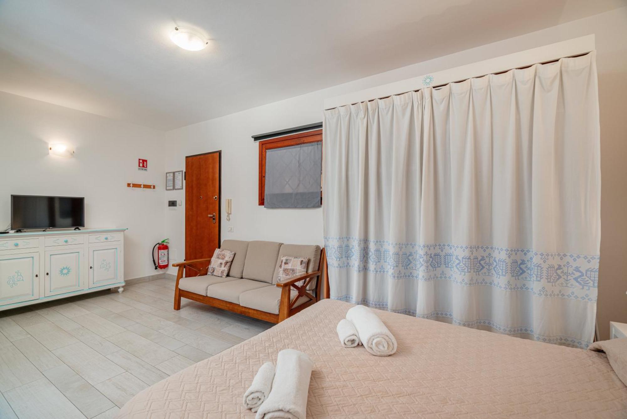 Studio'S Pavese Όλμπια Εξωτερικό φωτογραφία